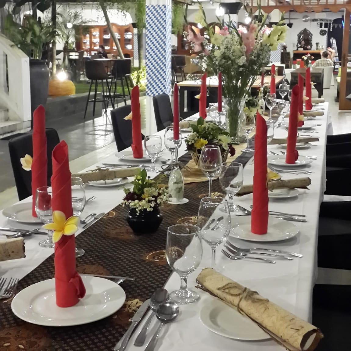 Pool & Gazebo Event Space 3