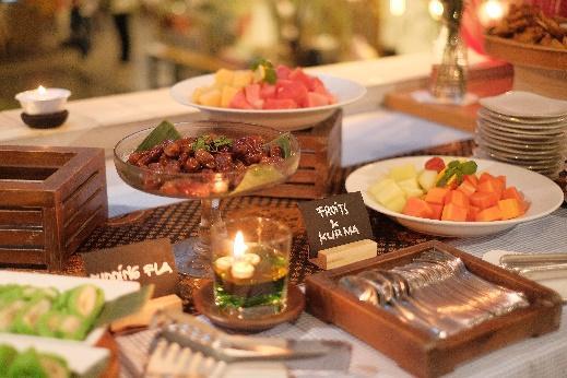 Romantic Dinner At The Gazebo Of Pool 1